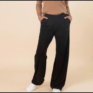 Black Comfy Wide Leg Pant - Encircled